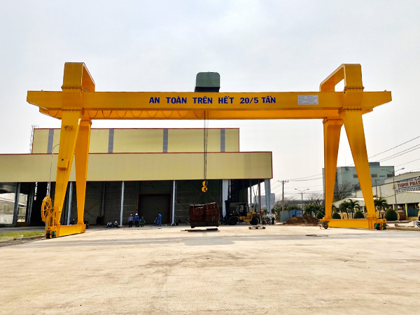 Cồng trục dầm đôi